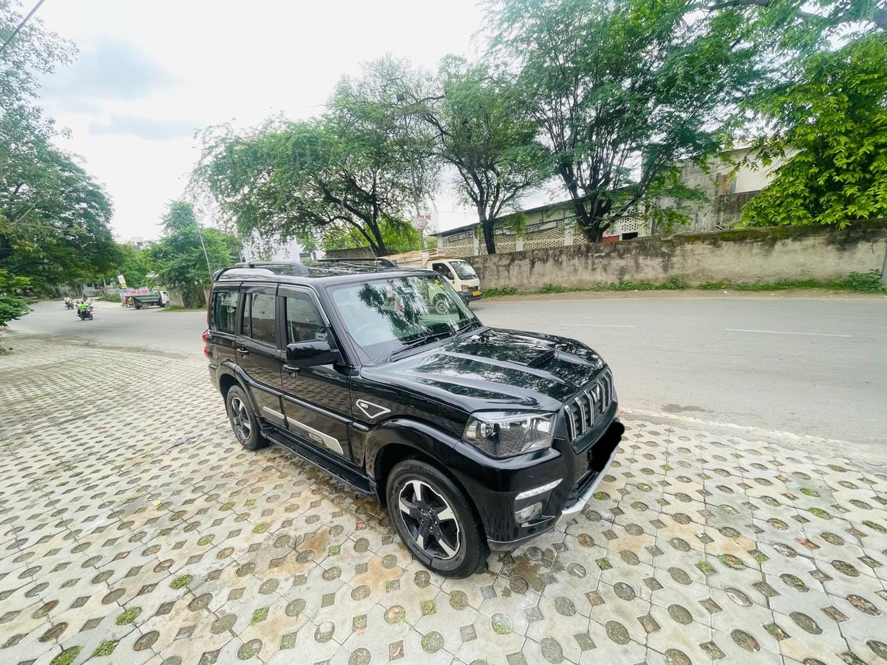 Mahindra Scorpio Classic